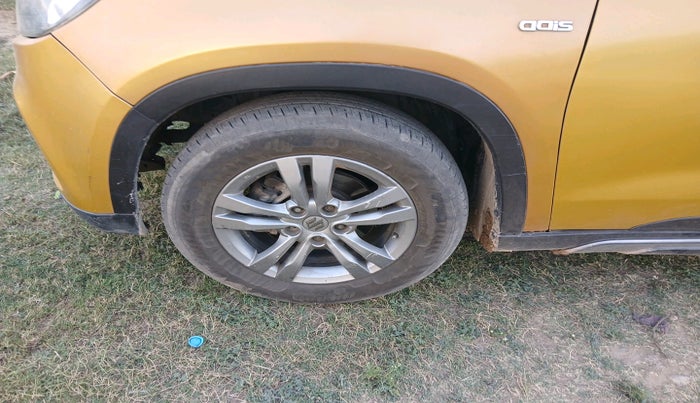 2017 Maruti Vitara Brezza ZDI PLUS DUAL TONE, Diesel, Manual, 3,17,146 km, tyre