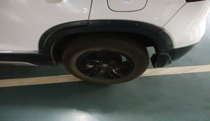 2018 Maruti Vitara Brezza ZDI, Diesel, Manual, 1,27,554 km, tyre