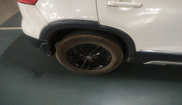 2018 Maruti Vitara Brezza ZDI, Diesel, Manual, 1,27,554 km, tyre