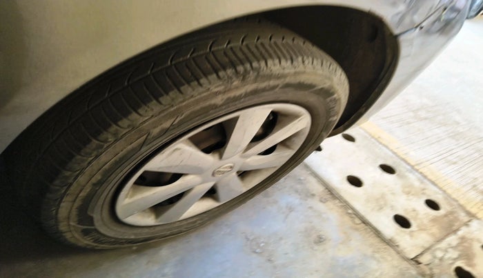 2011 Nissan Sunny XL, Petrol, Manual, 1,28,595 km, tyre