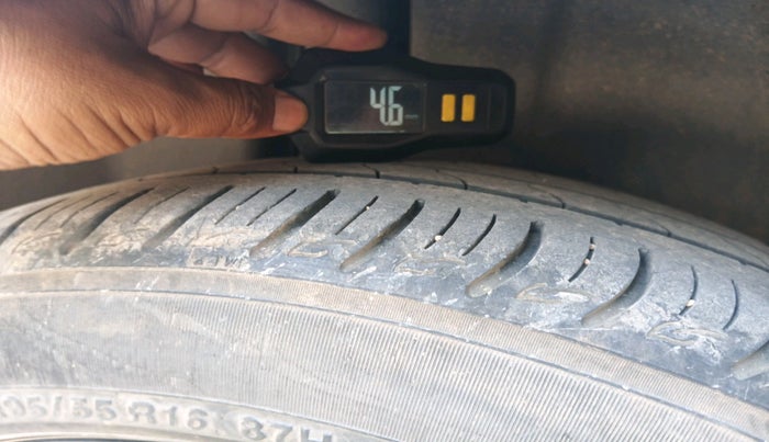 2019 Maruti Ciaz ALPHA  AT 1.5 SHVS PETROL, Petrol, Automatic, 56,815 km, tyre