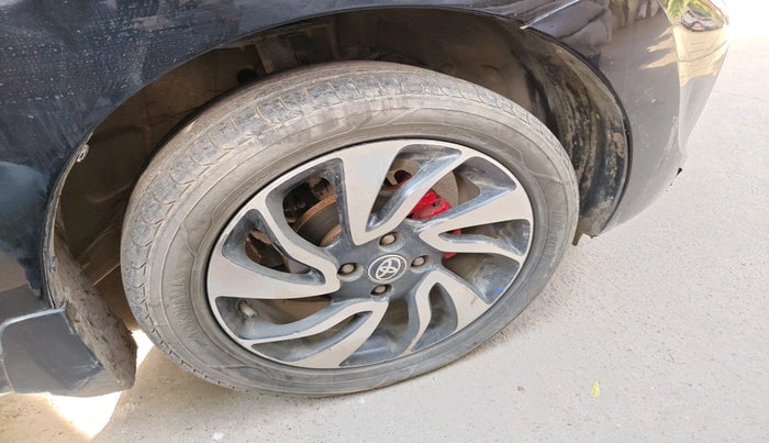 2020 Toyota Glanza G CVT, Petrol, Automatic, 72,529 km, tyre