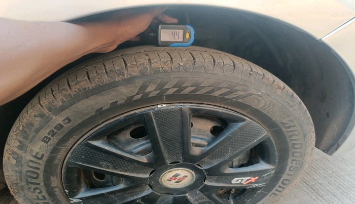 2017 Tata Tiago XT PETROL, Petrol, Manual, 95,895 km, tyre