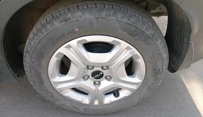 2023 KIA SONET HTK PLUS 1.2, Petrol, Manual, 27,199 km, tyre