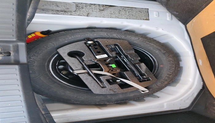 2022 Volkswagen TAIGUN HIGHLINE 1.0 TSI AT, Petrol, Automatic, 53,715 km, tyre