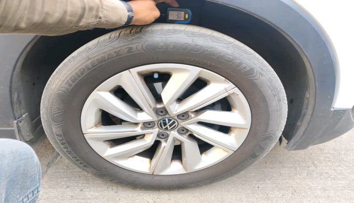 2022 Volkswagen TAIGUN HIGHLINE 1.0 TSI AT, Petrol, Automatic, 53,715 km, tyre