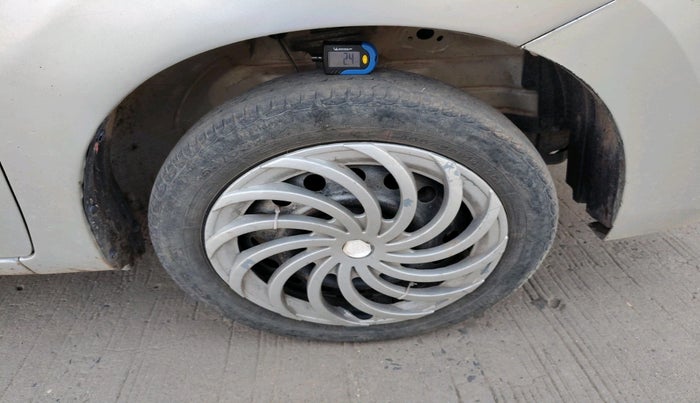 2013 Maruti Wagon R 1.0 VXI, Petrol, Manual, 40,285 km, tyre