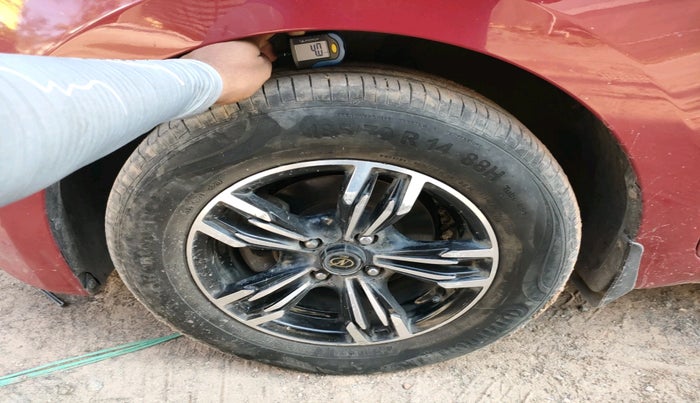 2014 Hyundai Elite i20 SPORTZ 1.4 CRDI, Diesel, Manual, 1,26,496 km, tyre