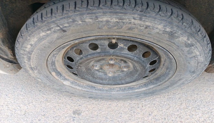 2016 Maruti Ciaz VDI+ SHVS, Diesel, Manual, 91,774 km, tyre