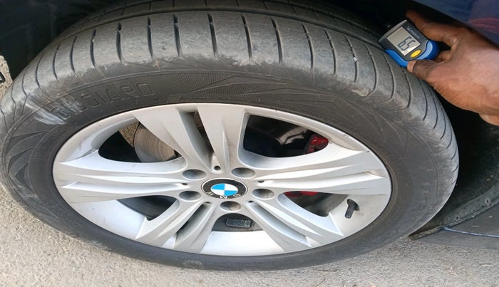 2012 BMW 3 Series 320D SPORTLINE, Diesel, Automatic, 1,12,199 km, tyre