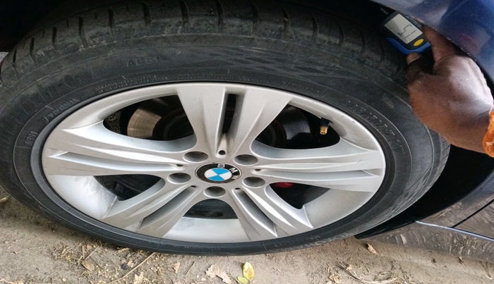 2012 BMW 3 Series 320D SPORTLINE, Diesel, Automatic, 1,12,199 km, tyre