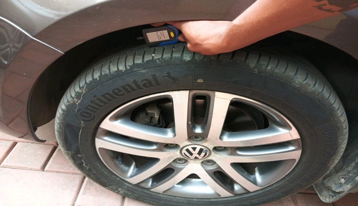 2014 Volkswagen Jetta HIGHLINE TDI AT, Diesel, Automatic, 94,473 km, tyre