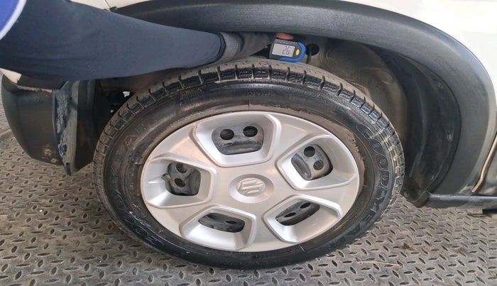 2020 Maruti S PRESSO VXI+, Petrol, Manual, 1,48,922 km, tyre