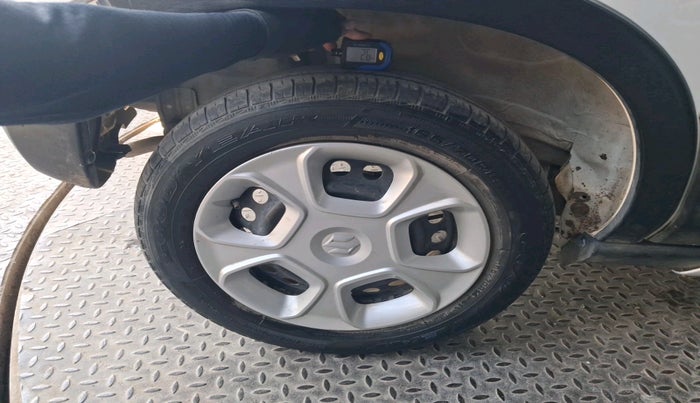 2020 Maruti S PRESSO VXI+, Petrol, Manual, 1,48,922 km, tyre