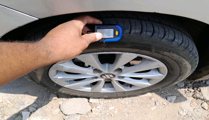 2013 Maruti Ertiga VDI, Diesel, Manual, 2,12,285 km, tyre