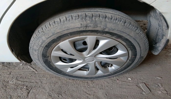 2019 Maruti Swift VXI, Petrol, Manual, 35,920 km, tyre