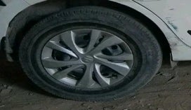 2019 Maruti Swift VXI, Petrol, Manual, 35,920 km, tyre