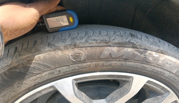 2022 Maruti XL6 ZETA MT, Petrol, Manual, 31,413 km, tyre