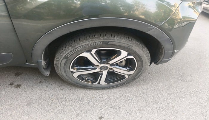 2023 Tata NEXON XMA PETROL, Petrol, Automatic, 27,737 km, tyre