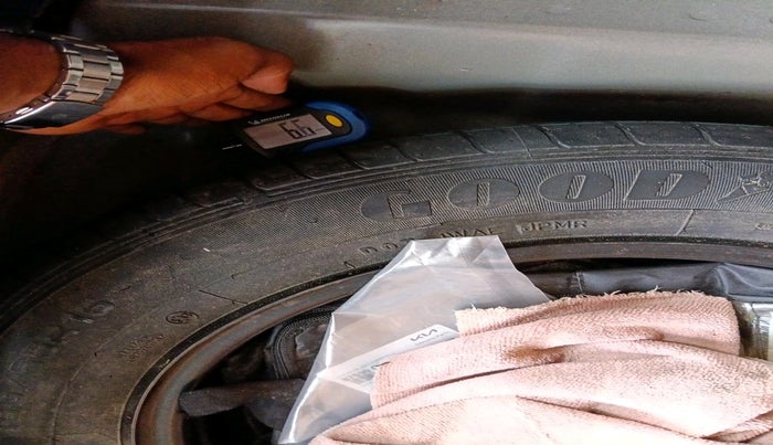 2021 KIA SONET HTK PLUS 1.2, Petrol, Manual, 45,400 km, tyre