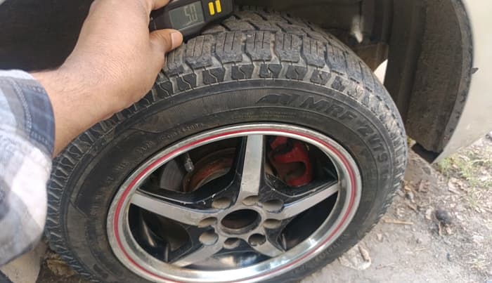 2016 Maruti Wagon R 1.0 LXI, CNG, Manual, 79,989 km, tyre