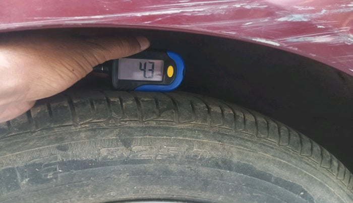 2015 Hyundai i10 SPORTZ 1.1, Petrol, Manual, 24,701 km, tyre