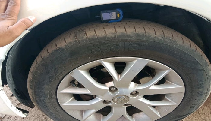 2016 Nissan Sunny XV DIESEL, Diesel, Manual, 99,523 km, tyre