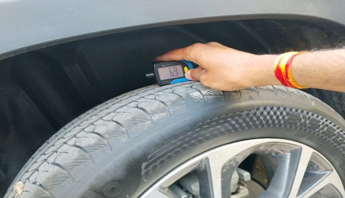 2025 Toyota URBAN CRUISER HYRYDER V HYBRID, Hybrid, Automatic, 8,745 km, tyre