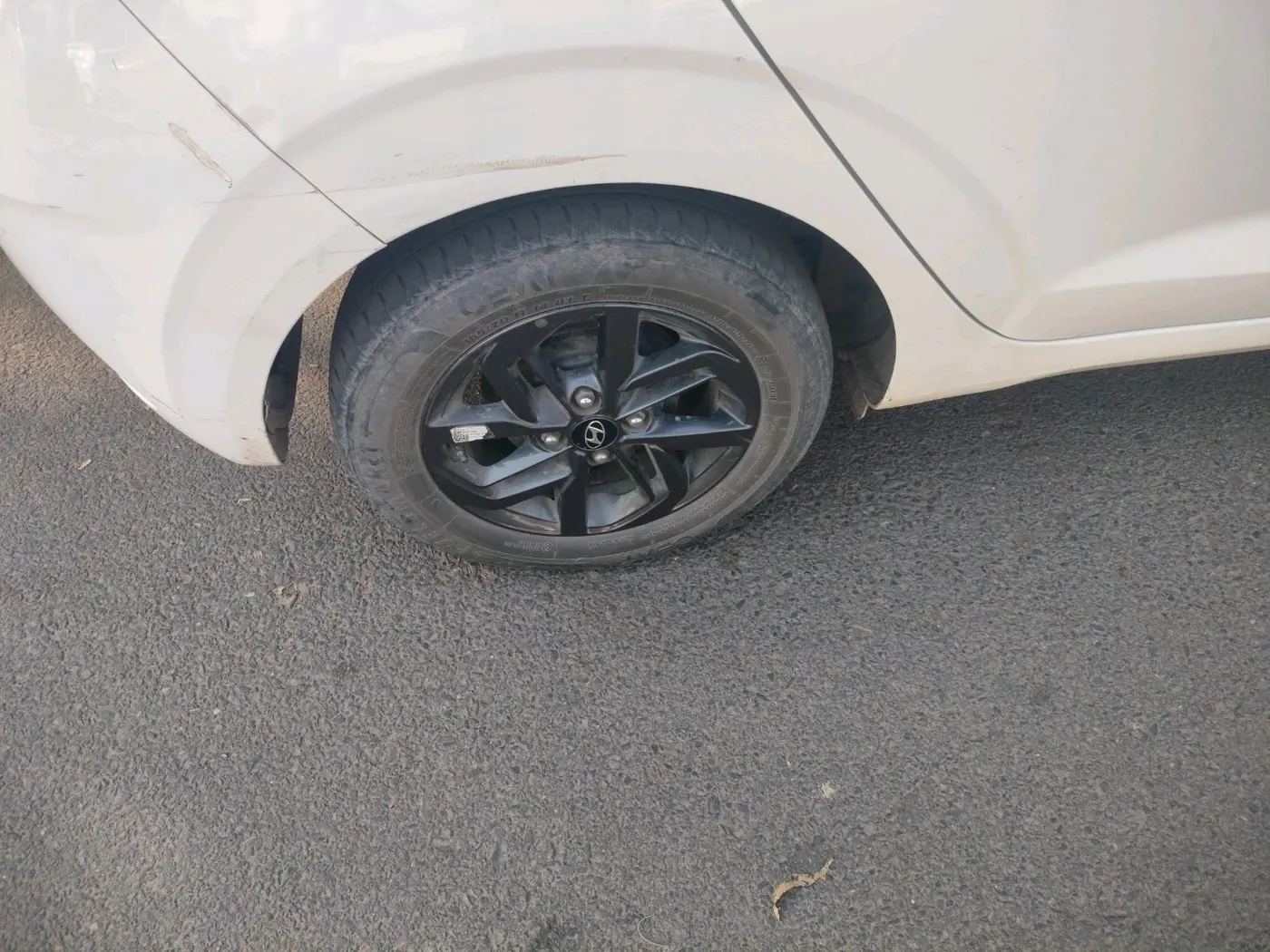 2021 Hyundai GRAND I10 NIOS SPORTZ AMT 1.2 KAPPA VTVT, Petrol, Automatic, 53,195 km, tyre