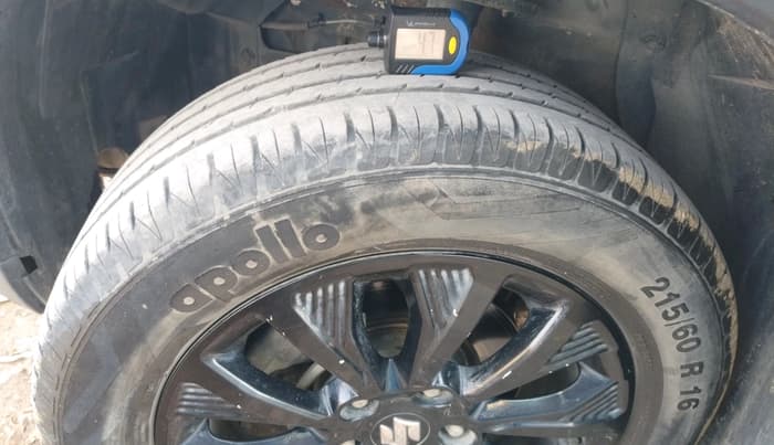 2021 Maruti Vitara Brezza ZXI, Petrol, Manual, 44,276 km, tyre