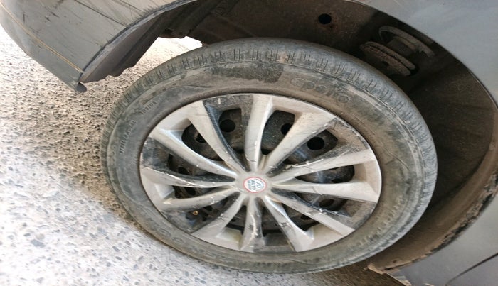 2011 Maruti Wagon R 1.0 VXI, Petrol, Manual, 96,002 km, tyre