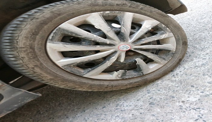 2011 Maruti Wagon R 1.0 VXI, Petrol, Manual, 96,002 km, tyre