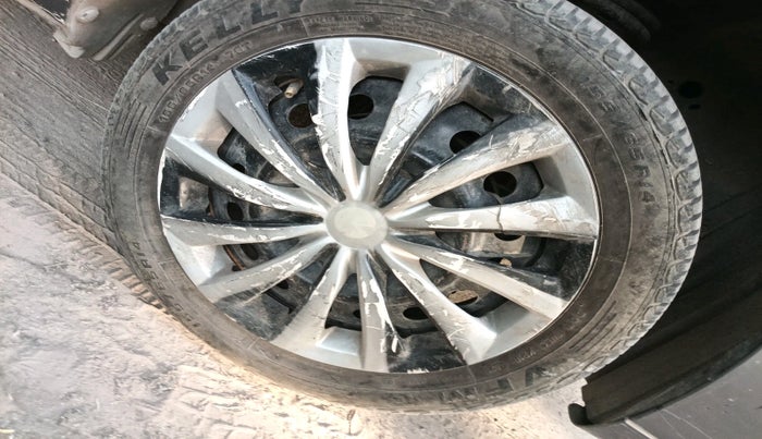 2011 Maruti Wagon R 1.0 VXI, Petrol, Manual, 96,002 km, tyre