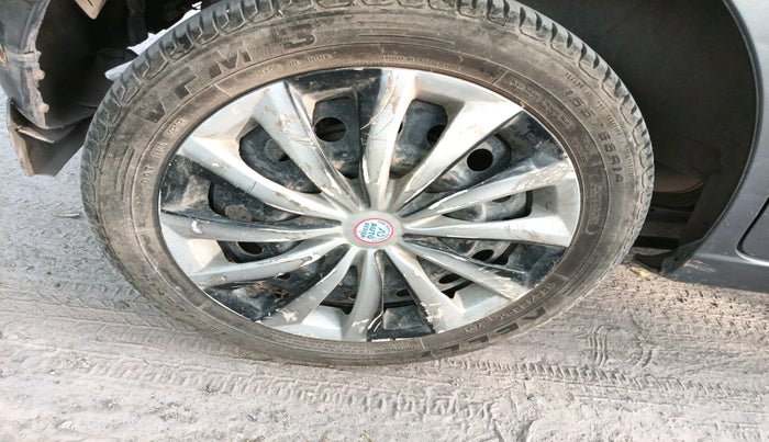 2011 Maruti Wagon R 1.0 VXI, Petrol, Manual, 96,002 km, tyre