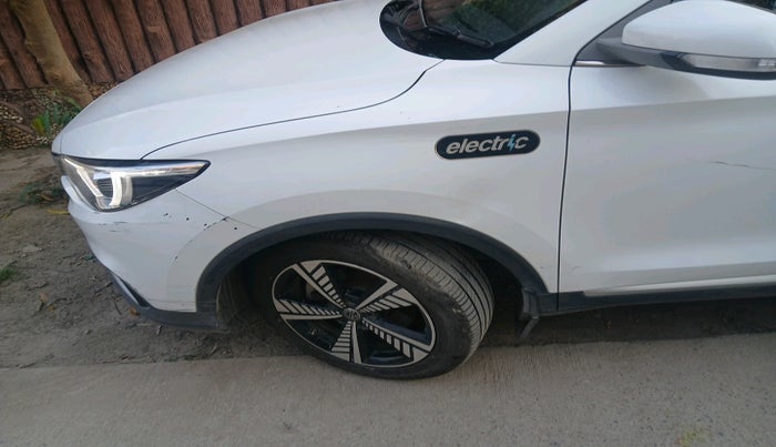 2021 MG ZS EV EXCLUSIVE, Electric, Automatic, 51,715 km, tyre