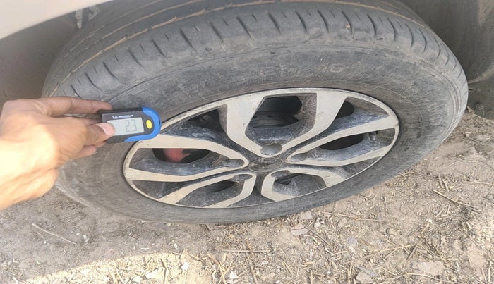 2015 Renault Duster RXL 85PS EXPLORE, Diesel, Manual, 1,66,522 km, tyre