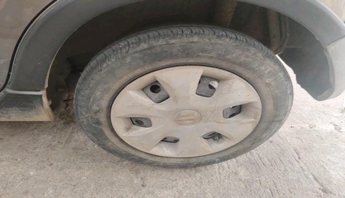 2022 Maruti New Wagon-R VXI CNG 1.0, CNG, Manual, 22,438 km, tyre