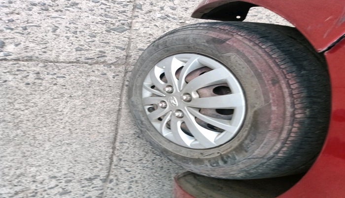 2013 Hyundai i10 SPORTZ 1.2, Petrol, Manual, 90,429 km, tyre