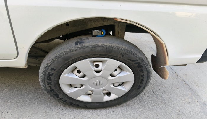 2023 Maruti Eeco 5 STR AC CNG, CNG, Manual, 75,251 km, tyre