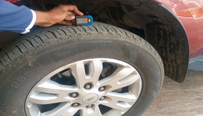 2016 Ford Endeavour TITANIUM 3.2 4X4 AT, Diesel, Automatic, 95,421 km, tyre