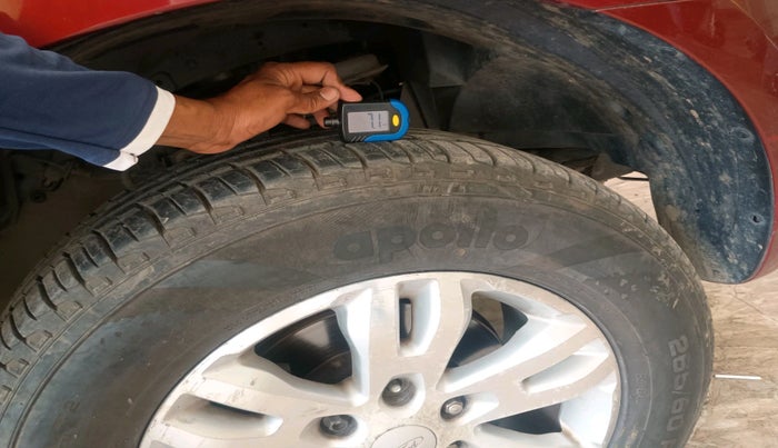 2016 Ford Endeavour TITANIUM 3.2 4X4 AT, Diesel, Automatic, 95,421 km, tyre