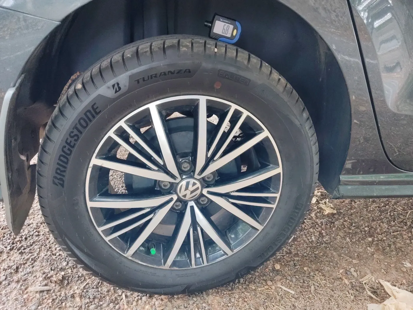 2020 Volkswagen Vento HIGHLINE 1.0L TSI, Petrol, Manual, 1,78,045 km, tyre