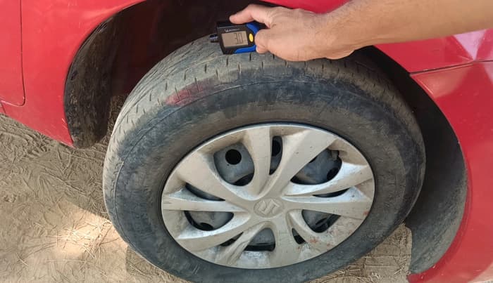 2019 Maruti Swift VXI, Petrol, Manual, 96,822 km, tyre