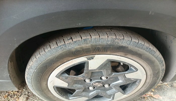 2023 Hyundai EXTER SX 1.2 CNG MT, CNG, Manual, 63,923 km, tyre