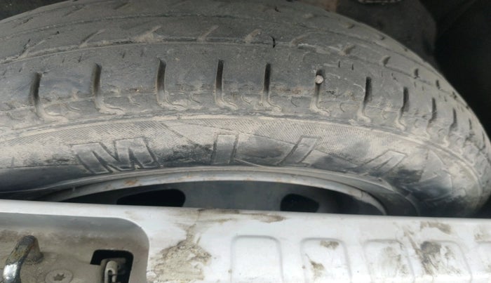 2018 Datsun Redi Go S 1.0, CNG, Manual, 1,09,594 km, tyre