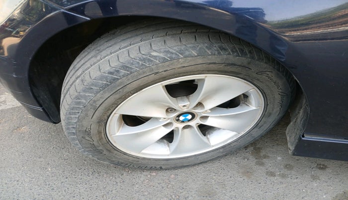 2007 BMW 3 Series 320I, Petrol, Automatic, 46,865 km, tyre