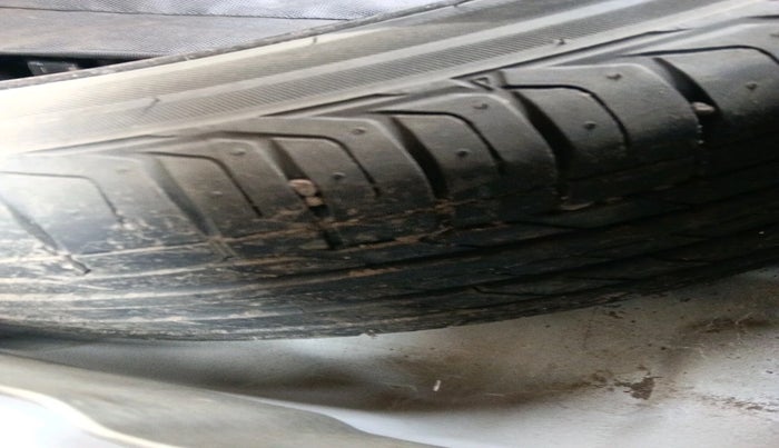 2021 Tata NEXON XE PETROL, Petrol, Manual, 45,949 km, tyre