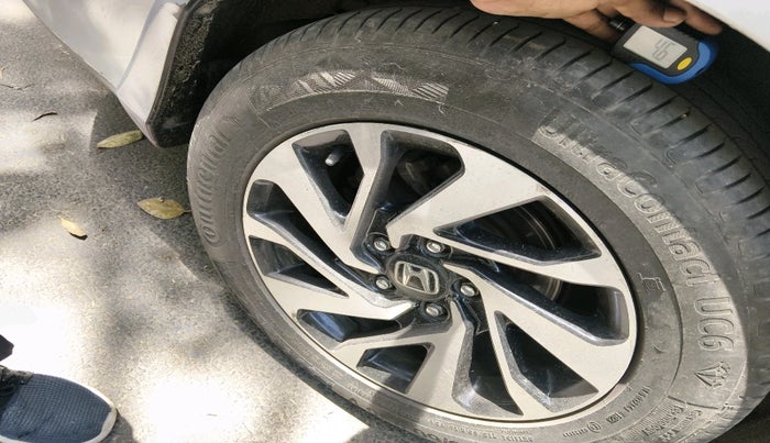 2019 Honda Civic 1.8L I-VTEC VX CVT, Petrol, Automatic, 99,674 km, tyre