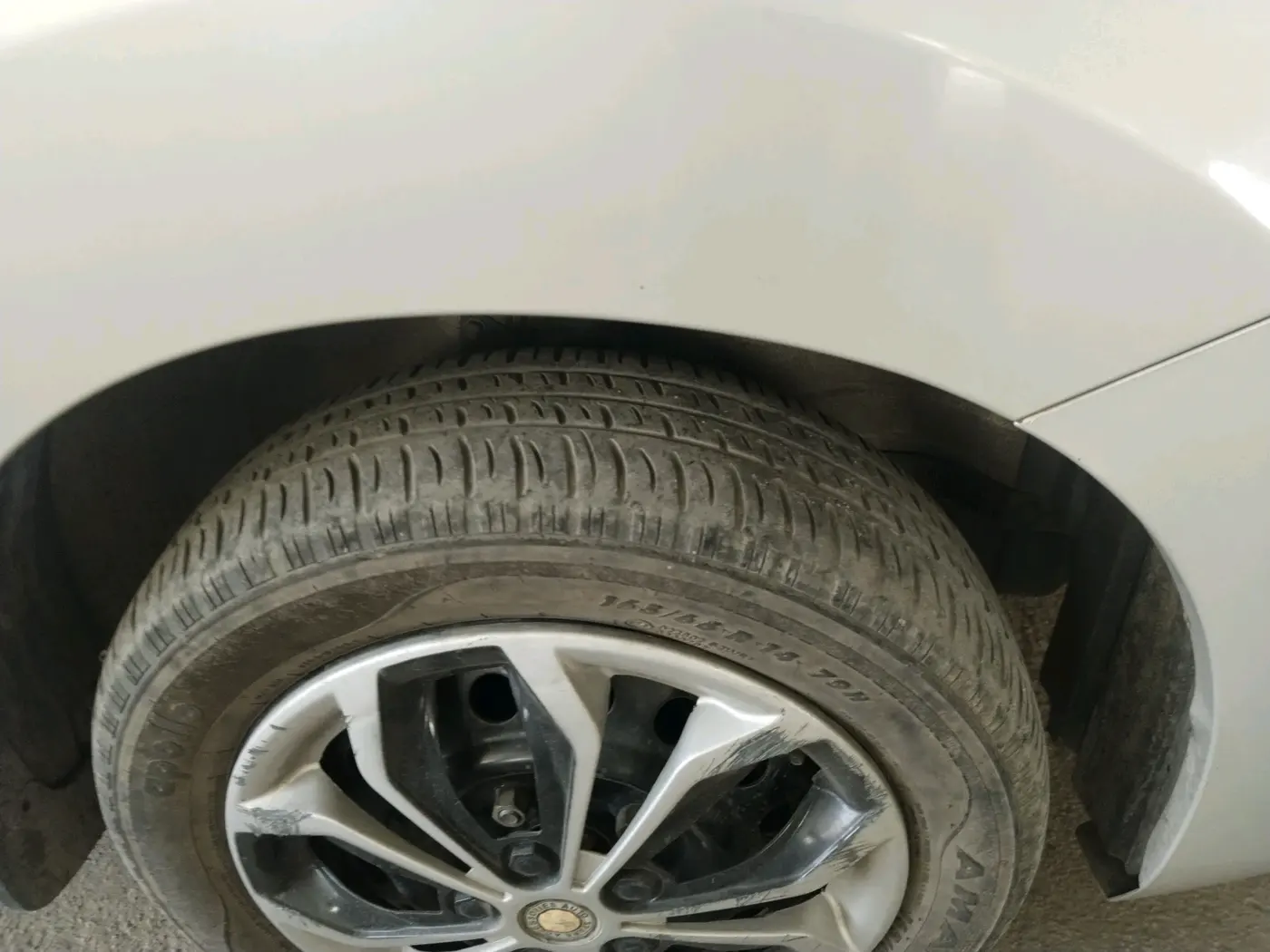 2014 Maruti Wagon R 1.0 VXI, Petrol, Manual, 34,367 km, tyre