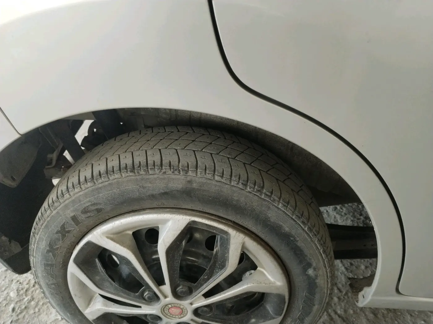 2014 Maruti Wagon R 1.0 VXI, Petrol, Manual, 34,367 km, tyre